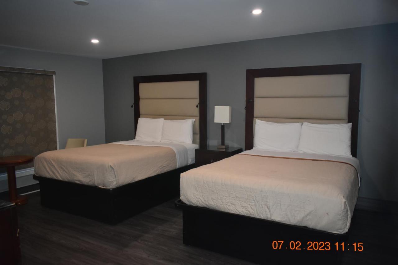 Motel Time Travellers Petawawa