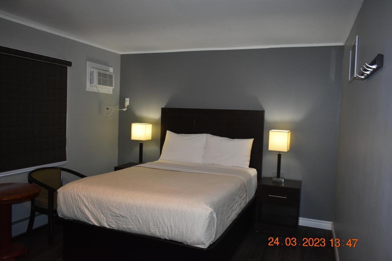 Time Travellers Motel 2*