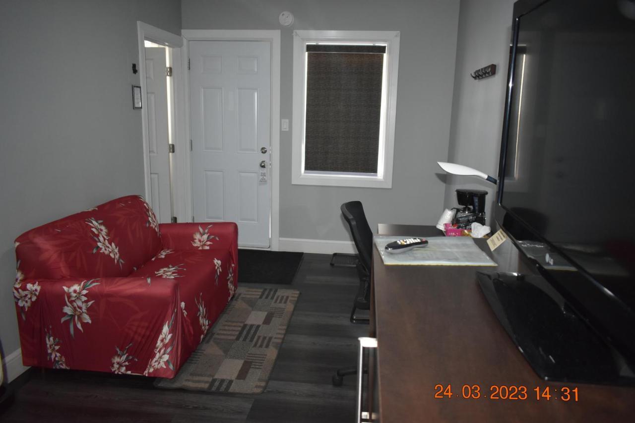 Time Travellers Motel 2*